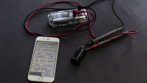 mooshimeter 9v close up